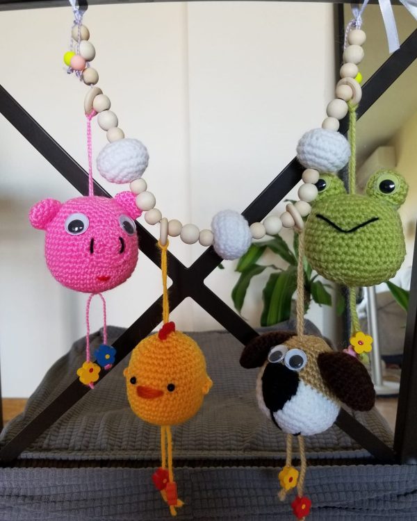 Colgante de animalitos para carrito o cuna tejido a crochet