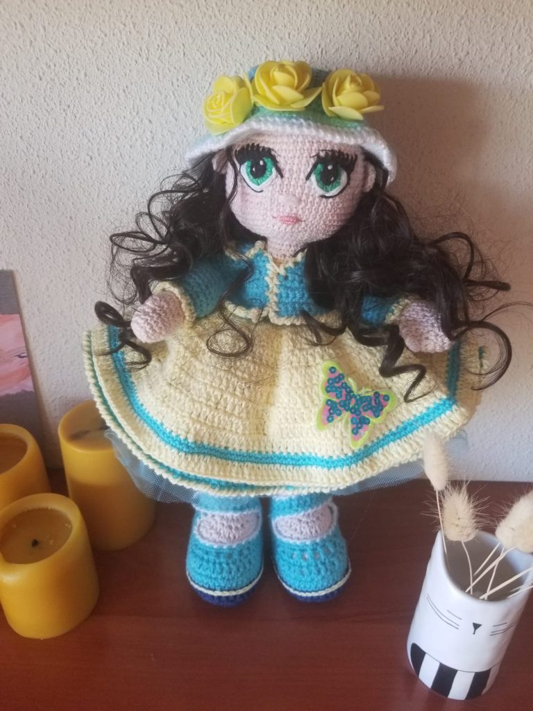 Muñeca Amorosa tejido a crochet
